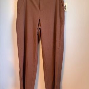 A New Day Women’s Brown Dress Pants. Sz 8. NWT
